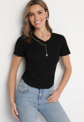 Czarny Bawełniany T-shirt Ozdobiony Marszczeniem i Łańcuszkiem Olitrea. Czarne t-shirty damskie Born2be, m, bez wzorów, z bawełny, bez kołnierzyka, bez ramiączek. Za 44.99 zł.