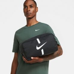 Męska saszetka na ramię Nike Mercurial Bag pojemność 10 L. Czarne saszetki i nerki męskie Nike, na ramię. Za 89.99 zł.