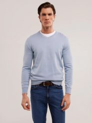 Sweter męski bawełniany z dekoltem v-neck niebieski Vassic 400. Niebieskie swetry męskie BIG STAR, l, bez wzorów, z bawełny, eleganckie, bez kołnierzyka, bez ramiączek. W wyprzedaży za 99.99 zł.