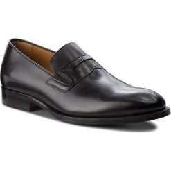 Półbuty TOMMY HILFIGER - Classic Tailored Loafer FM0FM01541 Black 990. Półbuty męskie marki Tommy Hilfiger. W wyprzedaży za 499.00 zł.