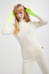Sweter damski z golfem TWINSET ACTITUDE. Swetry nierozpinane damskie Twinset Milano, m, bez wzorów, bez kołnierzyka, bez ramiączek. W wyprzedaży za 478.17 zł.