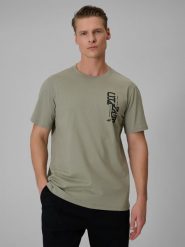4F T-shirt regular z nadrukiem męski - khaki S. Brązowe t-shirty męskie 4F, m, bez wzorów, z bawełny, bez kołnierzyka, bez ramiączek. Za 49.99 zł.