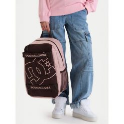 Plecak DC Shoes. Czerwone plecaki damskie DC Shoes, bez wzorów. Za 119.99 zł.