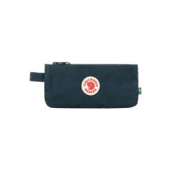 Piórnik Fjallraven Kanken Pen Case - navy. Niebieskie buty zimowe męskie Fjällräven, bez wzorów, bez obcasa, bez zapięcia. Za 119.99 zł.
