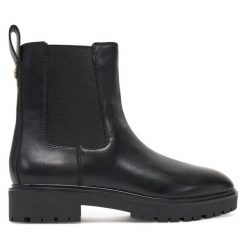 Sztyblety LAUREN RALPH LAUREN. Czarne botki damskie Lauren Ralph Lauren, bez wzorów, bez obcasa, bez zapięcia. Za 889.99 zł.