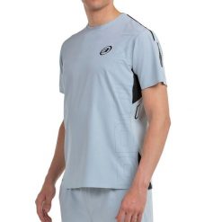 Bullpadel Licio T-shirt. Szare t-shirty damskie bullpadel, bez wzorów, sportowe, bez kołnierzyka, bez ramiączek. W wyprzedaży za 203.90 zł.