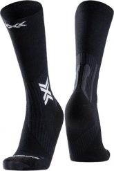 Skarpety biegowe X-Socks Run Perform Warm Crew. Czarne skarpety męskie X-Socks, bez wzorów, z materiału. Za 109.99 zł.