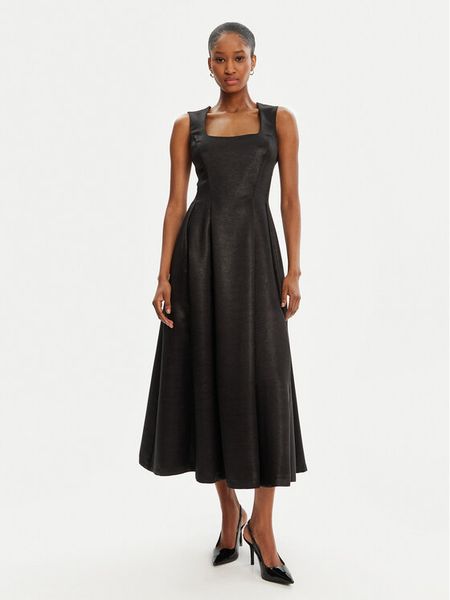 Rinascimento Sukienka koktajlowa CFC0122458003 Czarny Regular Fit. Czarne sukienki damskie Rinascimento, s, bez wzorów, z wiskozy, wizytowe, bez kołnierzyka, bez ramiączek. Za 449.99 zł.