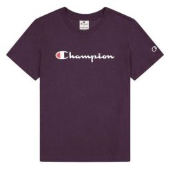 T-shirt Damski Z Bawełny Z Krótkim Rękawem. Fioletowe t-shirty damskie Champion, l, bez wzorów, z bawełny, sportowe, bez kołnierzyka, bez ramiączek. Za 132.99 zł.