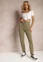 Zielone Spodnie Dresowe High Waist z Kieszeniami i Ściągaczami Falira. Zielone spodnie dresowe damskie Renee, bez wzorów, z dresówki, eleganckie. Za 34.99 zł.
