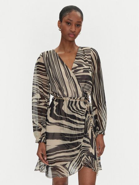 Rinascimento Sukienka codzienna CFC0019848002 Beżowy Regular Fit. Brązowe sukienki damskie Rinascimento, na co dzień, xs, bez wzorów, z syntetyku, bez kołnierzyka, bez ramiączek, proste. Za 329.99 zł.