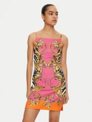 Versace Jeans Couture Sukienka letnia 78HAO9P7 NS651 Różowy Regular Fit. Czerwone sukienki damskie Versace Jeans Couture, na lato, bez wzorów, z jeansu, bez kołnierzyka, bez ramiączek. Za 1,899.00 zł.