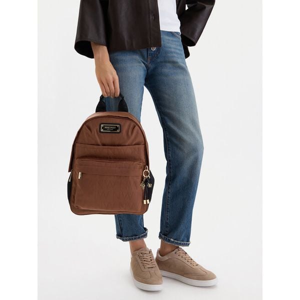 Plecak Nine West. Brązowe plecaki damskie Nine West, bez wzorów. Za 237.99 zł.
