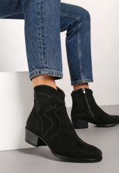Czarne Botki na Obcasie w Stylu Kowbojek Ozdobione Przeszyciami Mazifra. Czarne botki damskie Born2be, z aplikacjami, z jeansu, eleganckie, bez obcasa, na obcasie, bez zapięcia. Za 139.99 zł.