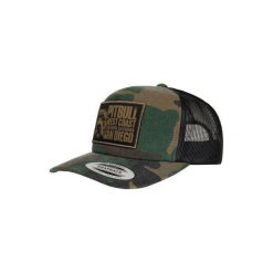 Czapka męska Pitbull Snapback Camo Trucker Blood Dog. Brązowe czapki męskie PITBULL, bez wzorów. Za 119.00 zł.