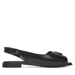 Sandały Lasocki. Czarne sandały damskie Lasocki, bez wzorów, bez obcasa, na płaskiej podeszwie, bez zapięcia. Za 127.99 zł.