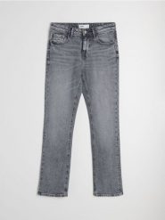 Jeansy comfort straight z efektem sprania - szary. Szare jeansy damskie Sinsay, bez wzorów, z jeansu. Za 59.99 zł.