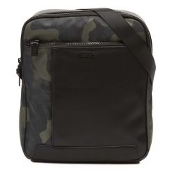 Torebka LUMBERJACK LK 3565. Czarne torby na ramię męskie Lumberjack, z poliesteru, średnie. Za 129.99 zł.