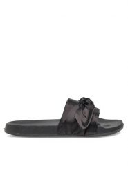 Bassano Klapki P3010523 Czarny. Czarne klapki damskie Bassano, bez wzorów, z materiału, bez obcasa, bez zapięcia. Za 49.99 zł.