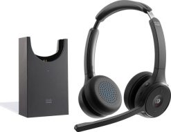 Słuchawki Cisco Cisco Headset 722 - Headset - On-Ear - Bluetooth - kabellos - Carbon Black - mit Ladestation - Cisco Webex Certified. Czarne słuchawki bezprzewodowe Cisco. Za 1,111.00 zł.