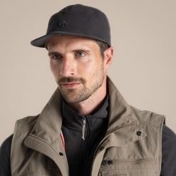 Czapka z daszkiem Craghoppers NosiLife Packable Cap II. Czarne czapki damskie Craghoppers, bez wzorów, z materiału. Za 134.60 zł.