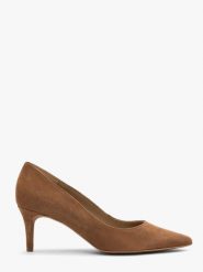 Jasnobrązowe czółenka damskie na szpilce JOAN. Czółenka damskie Ryłko, bez wzorów, z materiału, eleganckie, bez obcasa, na obcasie, bez zapięcia. Za 349.99 zł.