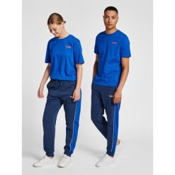 Jogging Hummel GC Julian. Niebieskie szorty damskie Hummel, bez wzorów, z dresówki, sportowe. W wyprzedaży za 241.25 zł.