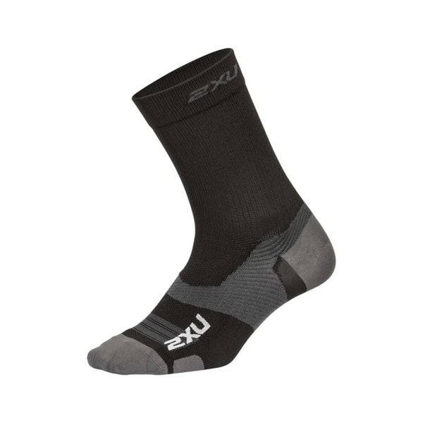 Skarpetki 2XU Vectr Light Cushion. Czarne skarpetki damskie 2XU, bez wzorów, z lycry. Za 153.00 zł.