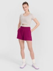 4F Spodenki dresowe damskie - fioletowe XS. Fioletowe szorty damskie 4F, bez wzorów, z bawełny, sportowe. W wyprzedaży za 49.99 zł.