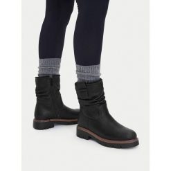 Botki Go Soft. Czarne botki damskie GO SOFT, bez wzorów, bez obcasa, na słupku, bez zapięcia. Za 179.99 zł.