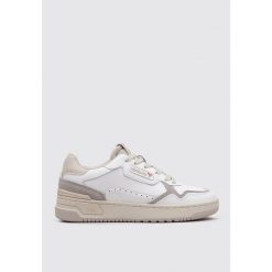 Trenerzy Victoria C80. Brązowe obuwie sportowe damskie VICTORIA, bez wzorów, bez zapięcia. W wyprzedaży za 376.75 zł.