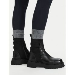 Sztyblety G-Star. Czarne botki damskie G-Star, bez wzorów, retro, bez obcasa, na płaskiej podeszwie, bez zapięcia. Za 449.99 zł.