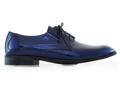 Granatowe / niebieskie lakierki męskie T20. Niebieskie buty wizytowe męskie Modini Moda Męska, bez wzorów, ze skóry, bez obcasa, bez zapięcia. W wyprzedaży za 333.00 zł.