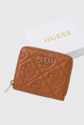 GUESS Brązowy mały portfel damski Adelasia. Brązowe portfele damskie Guess, ze skóry ekologicznej. W wyprzedaży za 179.99 zł.
