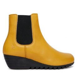 Botki Fly London. Żółte botki damskie Fly London, bez wzorów, bez obcasa, na koturnie, bez zapięcia. Za 639.99 zł.