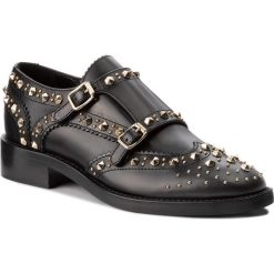 Półbuty TWINSET - Scarpa A Uomo CA8PEQ Nero 00006. Czarne półbuty damskie Twinset, bez wzorów, ze skóry, bez obcasa, na płaskiej podeszwie, bez zapięcia. W wyprzedaży za 879.00 zł.