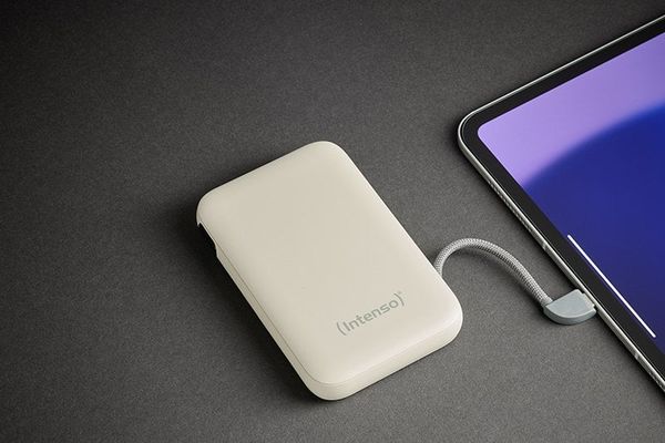 Intenso 7333031 bank mocy. Powerbanki Intenso. Za 80.72 zł.