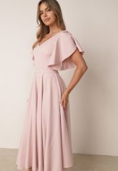 Różowa Koktajlowa Sukienka o Rozkloszowanym Kroju z Falbanami Zamiast Rękawów Ghala. Czerwone sukienki damskie Born2be, na co dzień, l, bez wzorów, eleganckie, bez kołnierzyka, bez ramiączek, maxi, proste. Za 299.99 zł.