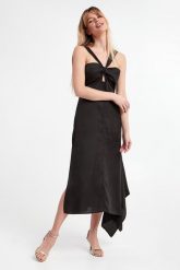 Sukienka TWINSET ACTITUDE. Sukienki damskie Twinset Milano, m, bez wzorów, bez kołnierzyka, bez ramiączek. W wyprzedaży za 476.47 zł.