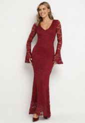 Bordowa Koronkowa Sukienka o Dopasowanym Kroju z Szerokim Dołem Annadira. Czerwone sukienki damskie Born2be, na spotkanie biznesowe, m, bez wzorów, z koronki, eleganckie, bez kołnierzyka, bez ramiączek, maxi, dopasowane. Za 139.99 zł.