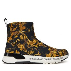 Botki Versace Jeans Couture. Czarne botki damskie Versace Jeans Couture, bez wzorów, z jeansu, bez obcasa, na płaskiej podeszwie, bez zapięcia. Za 509.99 zł.