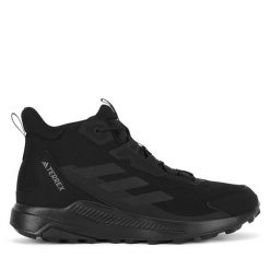 Trekkingi adidas. Czarne botki męskie Adidas, bez wzorów, sportowe, bez obcasa, bez zapięcia. Za 399.99 zł.