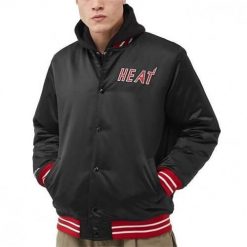 Kurtka uniwersalna męska Mitchell & Ness OJBF3413MHEYYPPPBLCK. Czarne kurtki męskie Mitchell & Ness, m, bez wzorów, sportowe, bez kaptura. Za 559.00 zł.