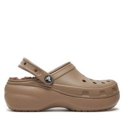 Klapki Crocs. Brązowe klapki damskie Crocs, bez wzorów, bez obcasa, bez zapięcia. Za 329.99 zł.