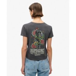 Koszulka z kryształkami do tatuażu. Brązowe koszulki sportowe damskie Superdry, bez wzorów, bez ramiączek. W wyprzedaży za 177.40 zł.