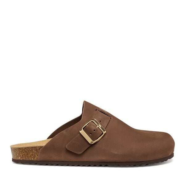 Klapki Geox. Brązowe klapki damskie Geox, bez wzorów, bez obcasa, bez zapięcia. Za 359.99 zł.