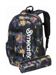 Plecak do szkoły z miejscem na laptopa – Dark Aquarel Meatfly + piórnik. Niebieskie plecaki męskie Meatfly, bez wzorów, z materiału. Za 254.99 zł.