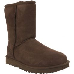 Ugg brązowe Classic Short Ii Chocolate. Brązowe śniegowce damskie UGG, z wełny, bez zapięcia. W wyprzedaży za 739.00 zł.