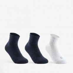Skarpety sportowe tenis RS500 mid 3 pary. Białe skarpetki damskie Decathlon, bez wzorów, z bawełny. Za 29.99 zł.