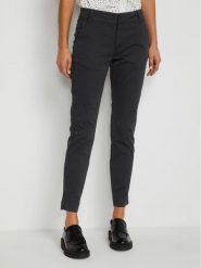 Kaffe Spodnie materiałowe Mette 10506121 Czarny Regular Fit. Czarne spodnie materiałowe damskie Kaffe, bez wzorów, z bawełny. Za 209.99 zł.